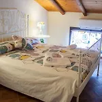 Le Coccole Hostel Katanya