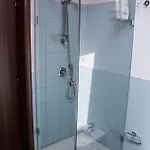 Le Coccole Hostel Katanya
