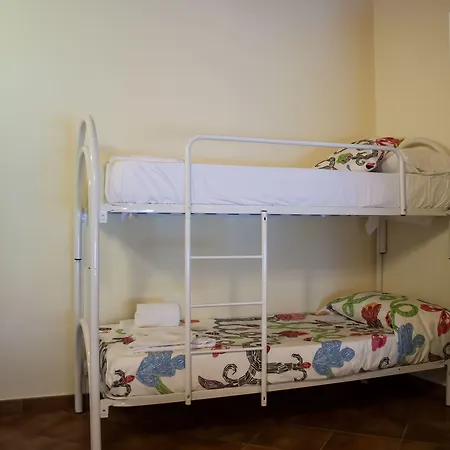 Le Coccole بيت شباب